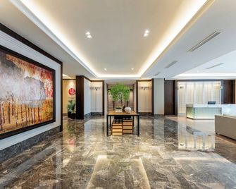 Jiangsu Yonglin International Hotel - Yancheng - Ingresso