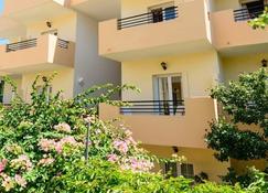 Argyro Apartments - Elounda - Building