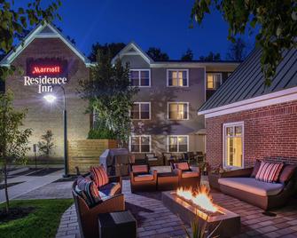 Residence Inn by Marriott Hanover Lebanon - Lebanon - Patio
