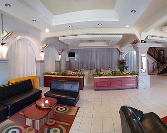 Sumber Ria Hotel - Gorontalo - Lobby