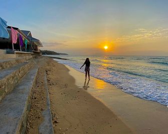 Matutinao Beach - Badian - Strand