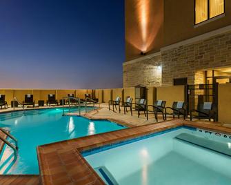 Courtyard by Marriott Houston Kingwood - Houston - Piscina