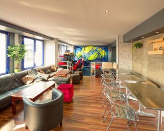 Generator Berlin Prenzlauer Berg - ืืจืืื - ืืจืงืืื