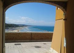 Antonella house in the heart of the historical center of Termoli - Termoli - Balcony