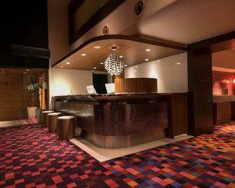 the b akasaka - Tokyo - Accueil