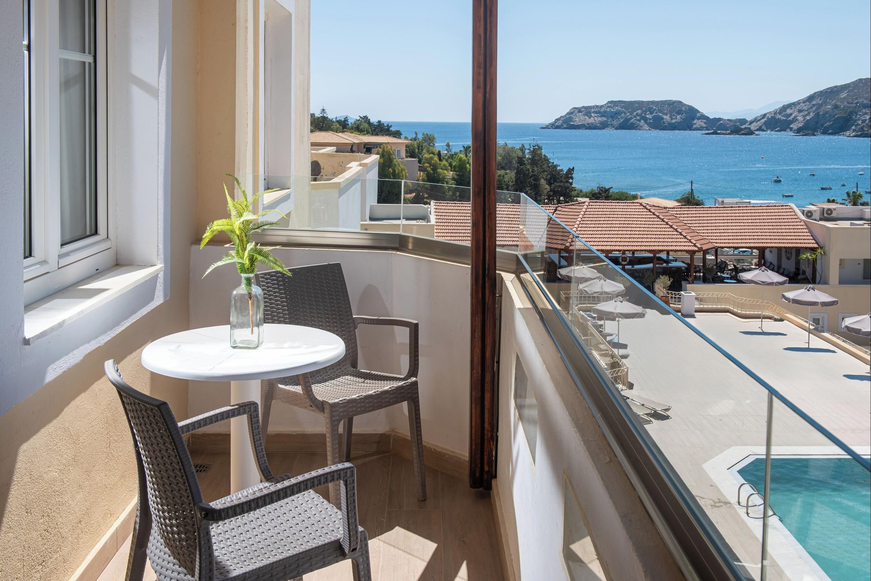 Alexander House Hotel - Agia Pelagia - Balkon