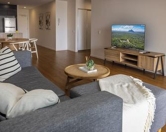 Rhythm on the Beach - Maroochydore Central - Maroochydore - Living room
