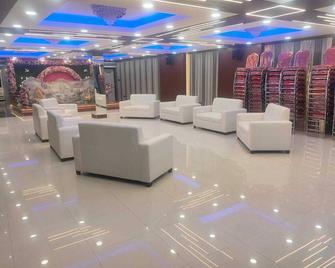 Pavitram Hotel & Banquet - Ranchi - Lobby
