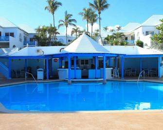 Paradise Island Beach Club - Nassau - Pool