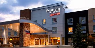 Fairfield Inn & Suites by Marriott Lethbridge - Lethbridge - Κτίριο