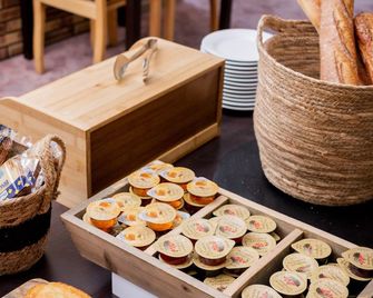 Adonis Gapotel - Gap