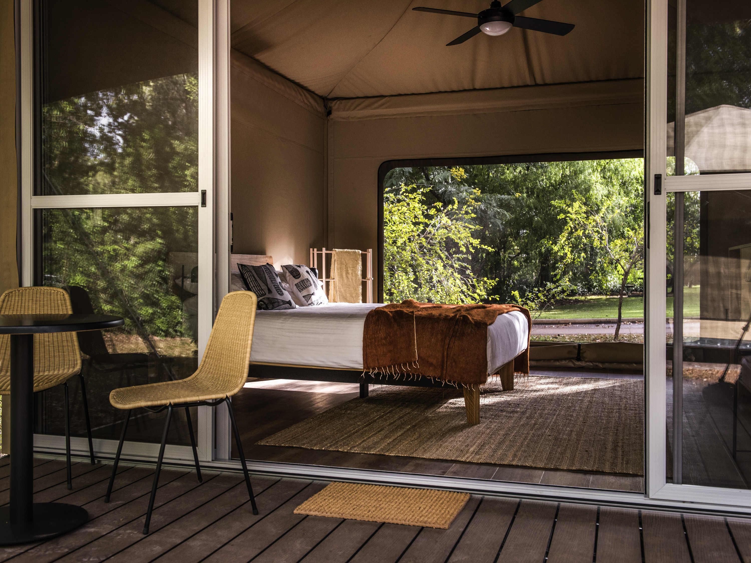 Cooinda Lodge Kakadu - יאבירו - חדר שינה