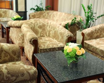 فندق بريمير روس - كييف - ردهة