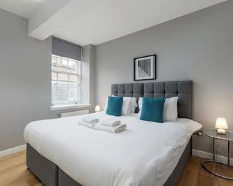 Destiny Scotland Apartments at Canning Street Lane - Edinburgh - Bedroom