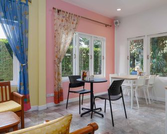 Charlie House Pinklao - Bangkok - Restaurante