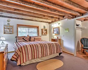 Huge Preston Cabin with Game Room and Mountain Views! - Preston - Habitación