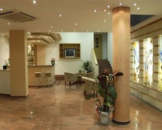 Sunrise Suites & Apartments - Kalyves - Lobby