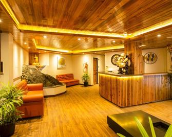Mount Lungta Boutique Hotel & Spa - דאריילינג - דלפק קבלה