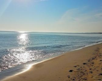 Cozy Beach Home in Oceanview - Norfolk - Playa