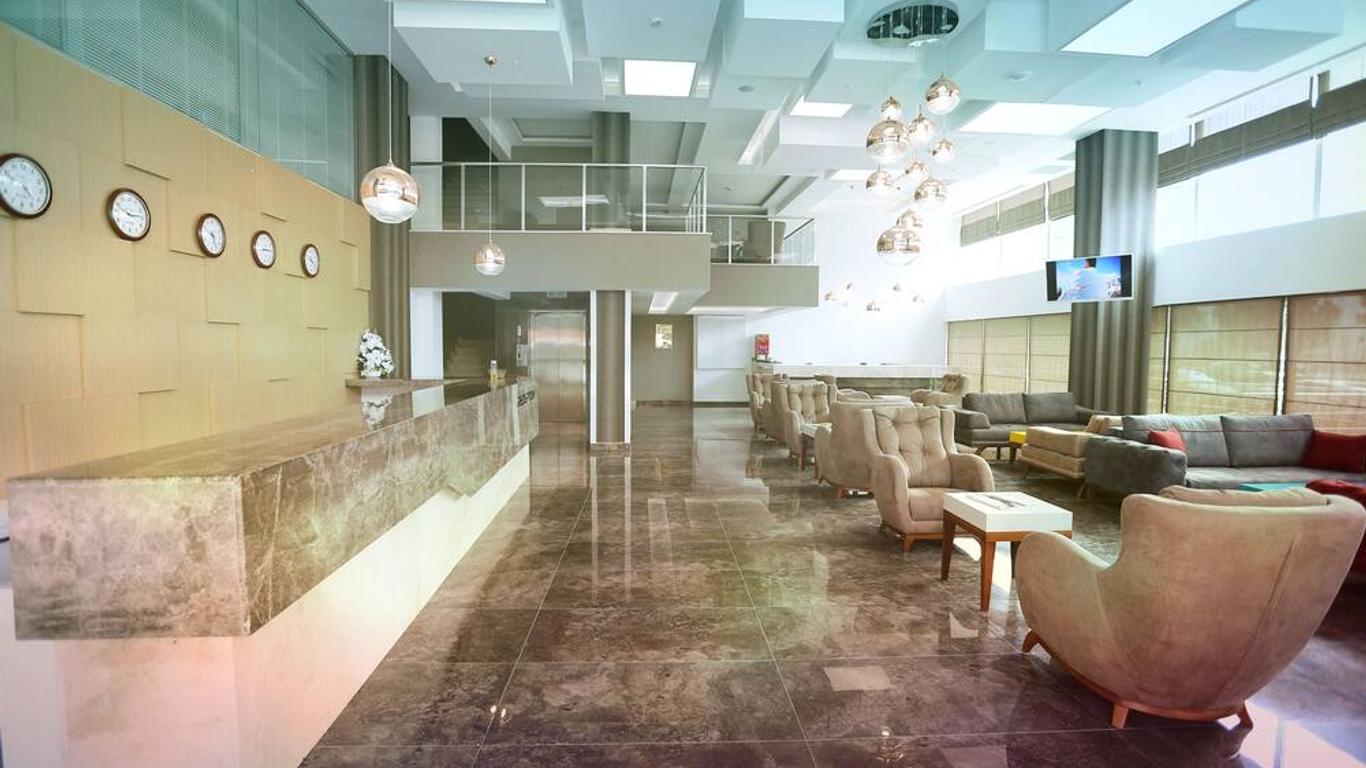 فندق اليبس رويال هوتيل اند سبا