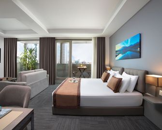 Plus Hotel Bostanci Atasehir - Istanbul