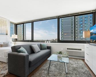 Global Luxury Suites Downtown Jersey City - Jersey City - Living room