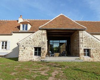 Luxurious Farmhouse in Braize - Coust - Building