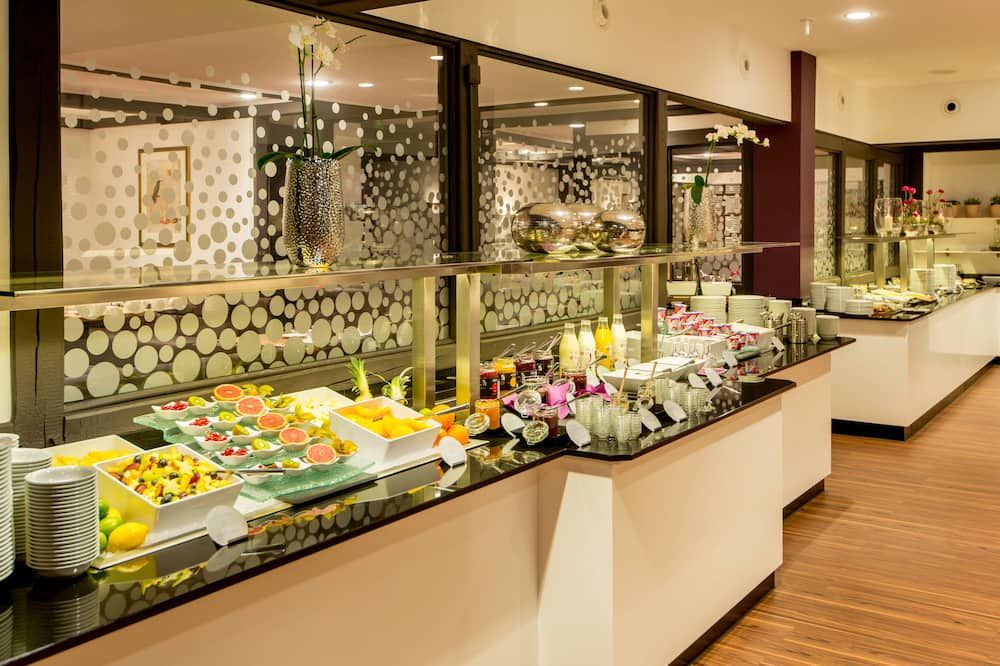 Hotel Freizeit In - Göttingen - Buffet