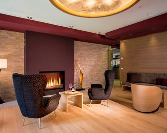 Dorint Thermenhotel Freiburg - Freiburg im Breisgau - Lounge