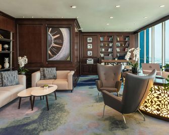 Le Méridien Mina Seyahi Beach Resort & Waterpark - Dubai - Lounge