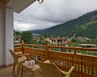 Kalista Resorts - Manali - Balcon