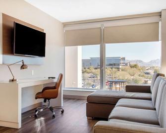 Hilton Garden Inn North Phoenix Scottsdale - פיניקס - סלון