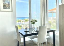 Island Stay Studio with Stunning Ocean Views - Providenciales - Comedor