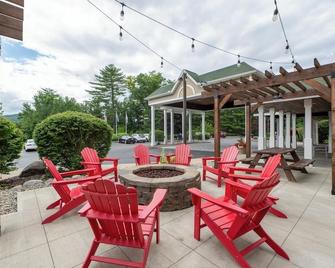 Wakita Motel - Queensbury - Terasa