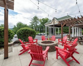 Wakita Motel - Queensbury - Innenhof