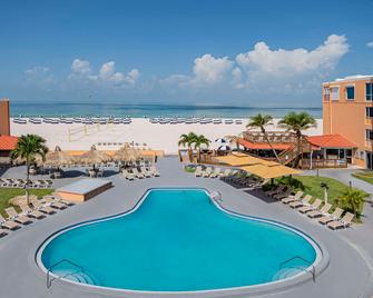 دولفين بيتش ريزورت - سانت بيتي بيتش - حوض السباحة