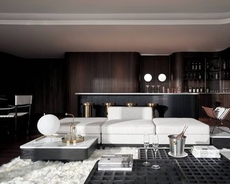 The Yacht Hotel by DC - Ha Long