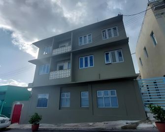 Urbana Hotel - San Juan - Building