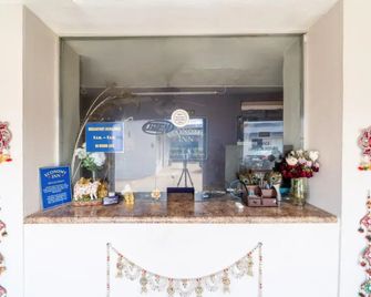 Westerner Motel - Lamesa - Front desk