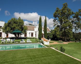 Avontuur Manor House and Wine Estate - Somerset West