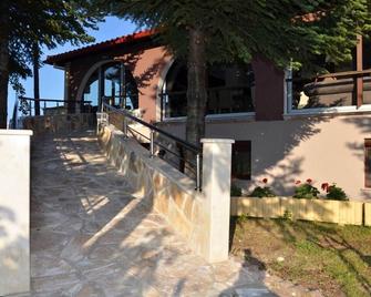 Hotel Konaki - Arnea