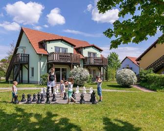 2-room vacation apartment, 2 (+2) persons, ground floor (18) - Müritzparadies - Feriendorf - Rechlin