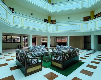 Ishwar Inn Resort - Mahabaleshwar - Lobby