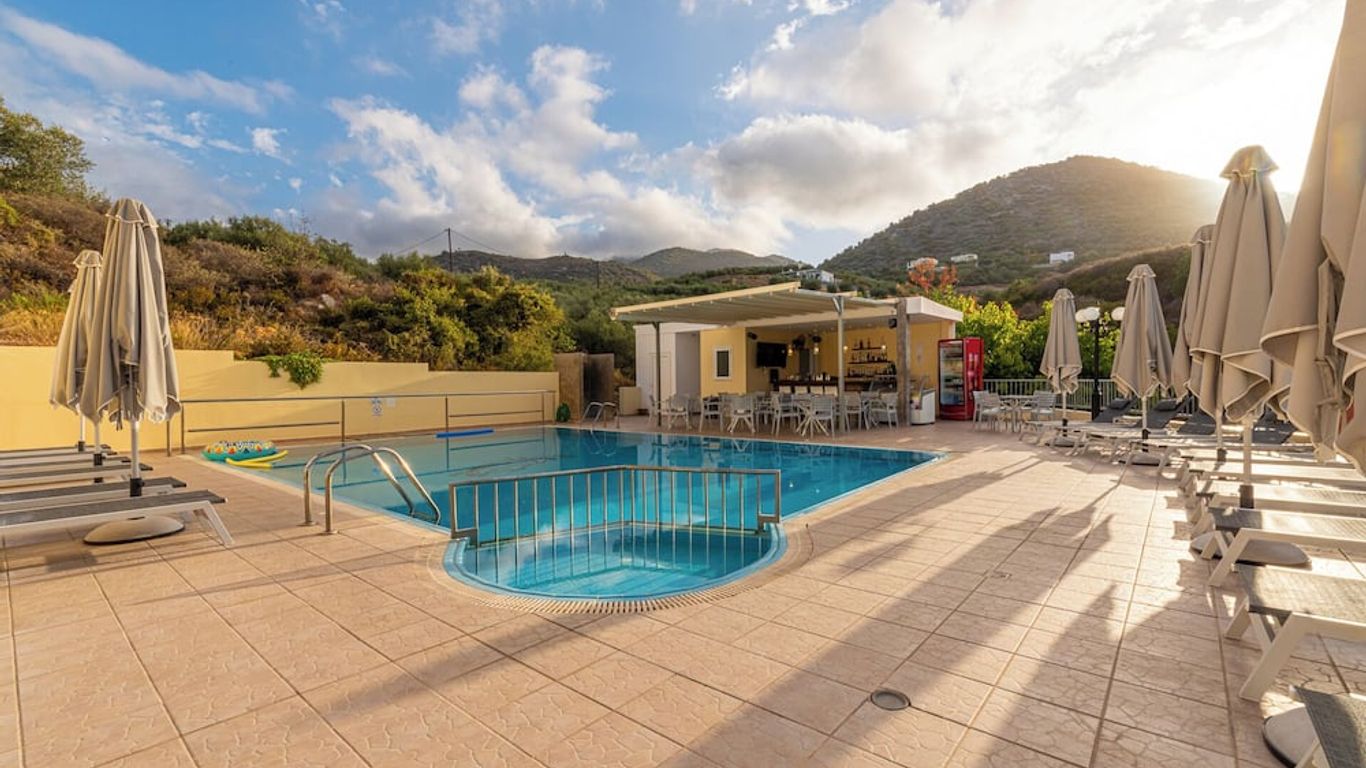 Elpis Studio Apartments