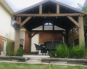 Basement apartment - Thorold - Patio