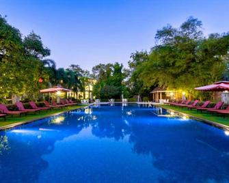 Heritage Hotel - Anuradhapura - Pool