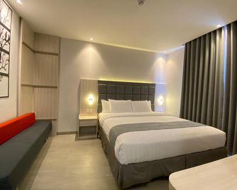 Belson Hotel Ternate - Ternate - Habitación
