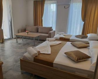 Hotel Gothia - Ulcinj - Schlafzimmer