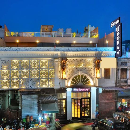 Hotel Grand Uddhav