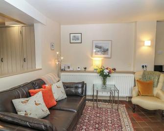 Douglas's Barn - Ashbourne - Wohnzimmer